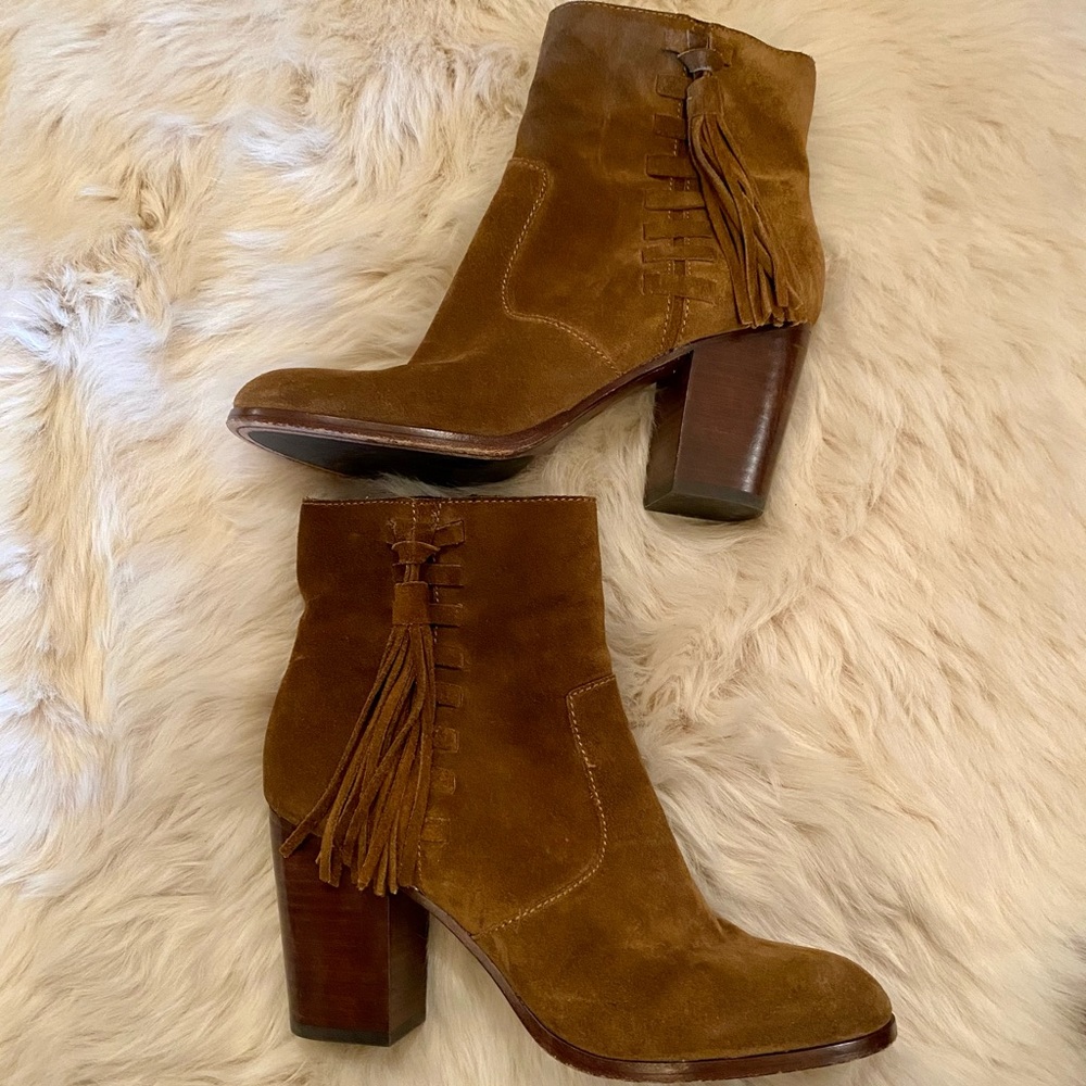 Frye Myra tassel bootie sz 7.5